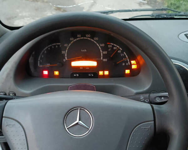 Мерседес Sprinter, об'ємом двигуна 2.2 л та пробігом 741 тис. км за 5700 $, фото 7 на Automoto.ua
