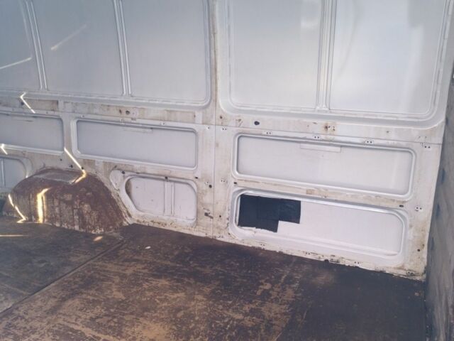 Мерседес Sprinter, об'ємом двигуна 0 л та пробігом 0 тис. км за 6000 $, фото 17 на Automoto.ua