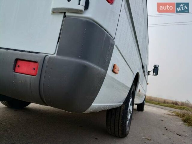 Мерседес Sprinter 2004 в Костополе на Automoto.ua Мерседес Sprinter, объемом двигателя 2.2 л и пробегом 238 тыс. км за 15500 $, фото 14 на Automoto.ua