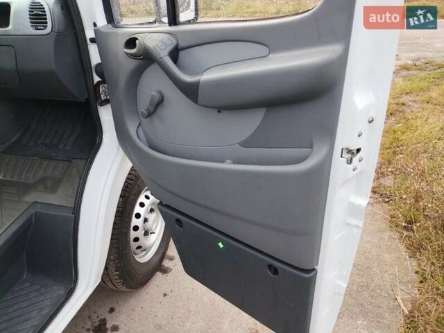 Мерседес Sprinter 2004 в Костополе на Automoto.ua Мерседес Sprinter, объемом двигателя 2.2 л и пробегом 238 тыс. км за 15500 $, фото 20 на Automoto.ua