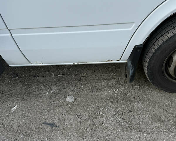 Мерседес Sprinter, объемом двигателя 0 л и пробегом 684 тыс. км за 14000 $, фото 2 на Automoto.ua