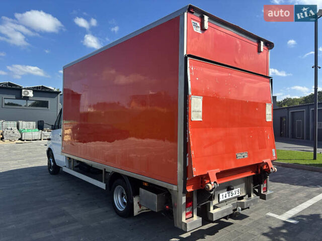 Мерседес Sprinter, об'ємом двигуна 2.7 л та пробігом 220 тис. км за 18700 $, фото 3 на Automoto.ua