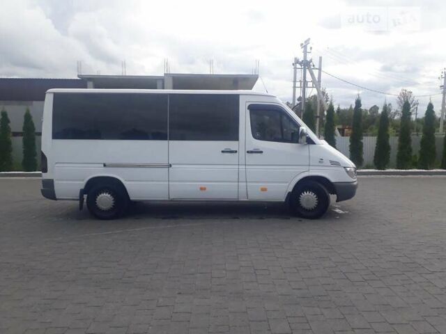 Мерседес Sprinter, объемом двигателя 2.7 л и пробегом 345 тыс. км за 8950 $, фото 3 на Automoto.ua