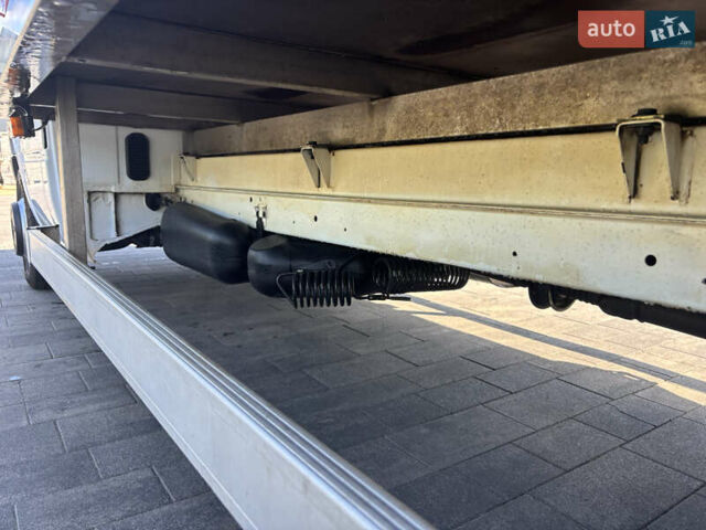 Мерседес Sprinter, об'ємом двигуна 2.7 л та пробігом 220 тис. км за 18700 $, фото 6 на Automoto.ua
