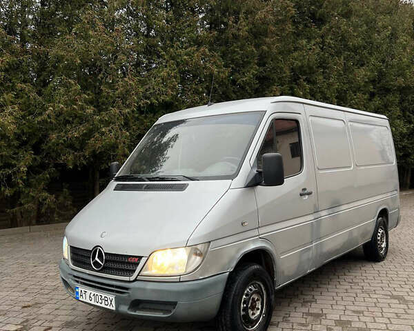 Мерседес Sprinter, объемом двигателя 2.2 л и пробегом 400 тыс. км за 3750 $, фото 6 на Automoto.ua
