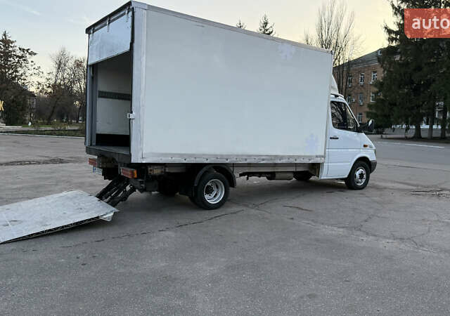 Мерседес Sprinter, объемом двигателя 2.2 л и пробегом 360 тыс. км за 13500 $, фото 8 на Automoto.ua