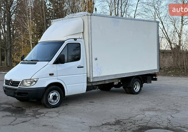 Мерседес Sprinter, объемом двигателя 2.2 л и пробегом 360 тыс. км за 13500 $, фото 4 на Automoto.ua
