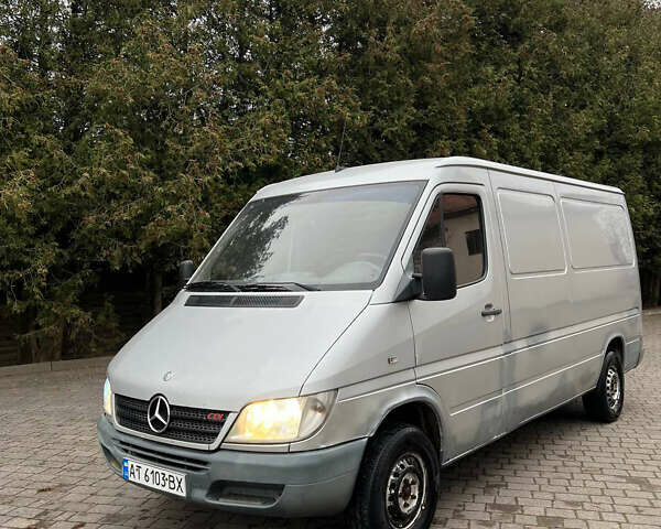 Мерседес Sprinter, объемом двигателя 2.2 л и пробегом 400 тыс. км за 3750 $, фото 5 на Automoto.ua
