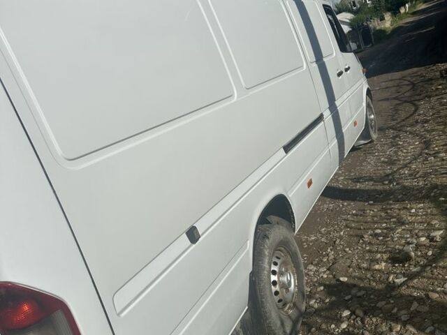 Мерседес Sprinter, объемом двигателя 0 л и пробегом 0 тыс. км за 10500 $, фото 5 на Automoto.ua