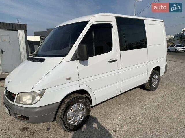 Мерседес Sprinter, объемом двигателя 2.2 л и пробегом 490 тыс. км за 6200 $, фото 5 на Automoto.ua