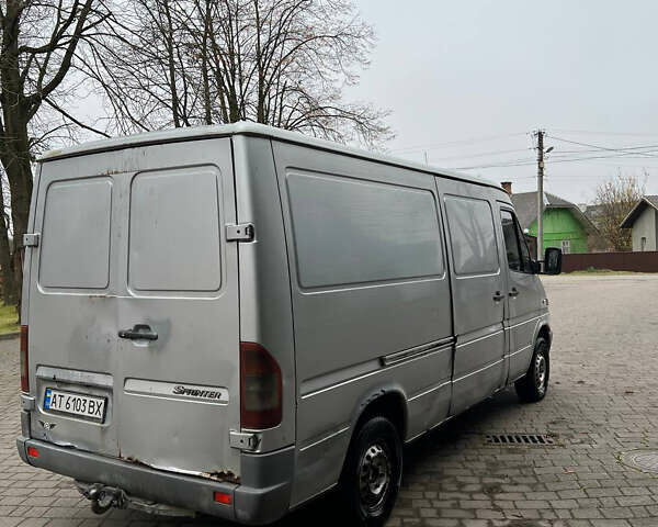 Мерседес Sprinter, объемом двигателя 2.2 л и пробегом 400 тыс. км за 3750 $, фото 12 на Automoto.ua
