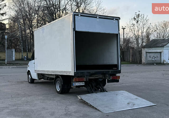 Мерседес Sprinter, объемом двигателя 2.2 л и пробегом 360 тыс. км за 13500 $, фото 2 на Automoto.ua