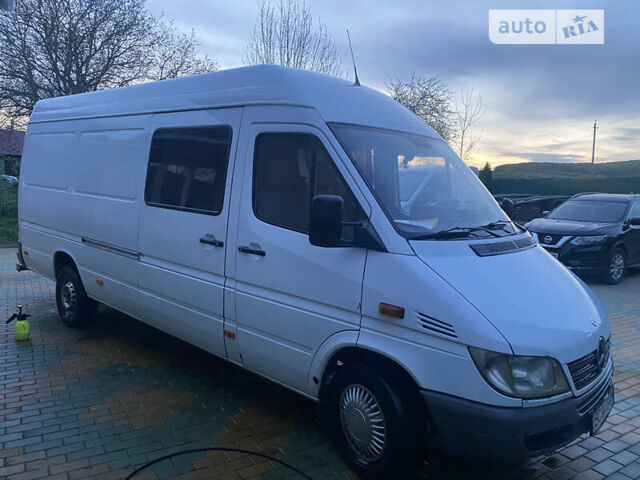 Мерседес Sprinter, объемом двигателя 2.2 л и пробегом 450 тыс. км за 9299 $, фото 1 на Automoto.ua