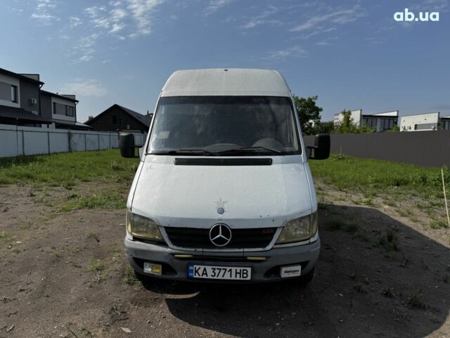 Мерседес Sprinter, объемом двигателя 2.2 л и пробегом 458 тыс. км за 5500 $, фото 6 на Automoto.ua