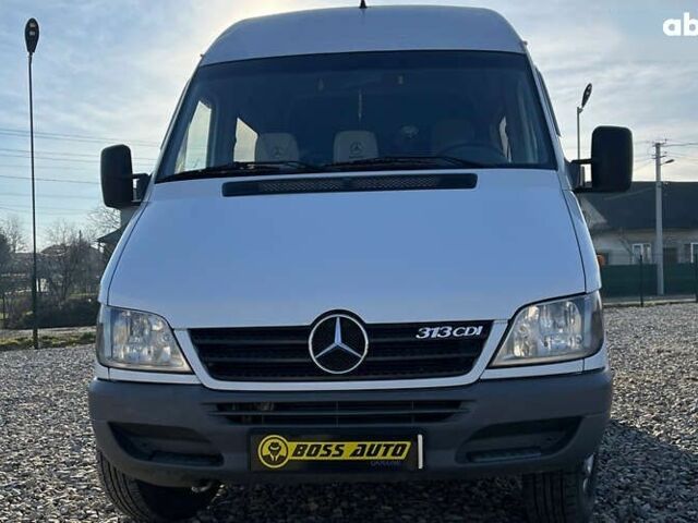 Мерседес Sprinter, объемом двигателя 2.2 л и пробегом 561 тыс. км за 8999 $, фото 1 на Automoto.ua