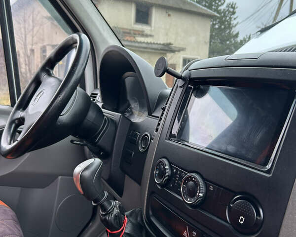 Мерседес Sprinter, об'ємом двигуна 3 л та пробігом 460 тис. км за 23000 $, фото 48 на Automoto.ua