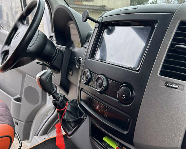 Мерседес Sprinter, объемом двигателя 0 л и пробегом 460 тыс. км за 23900 $, фото 22 на Automoto.ua