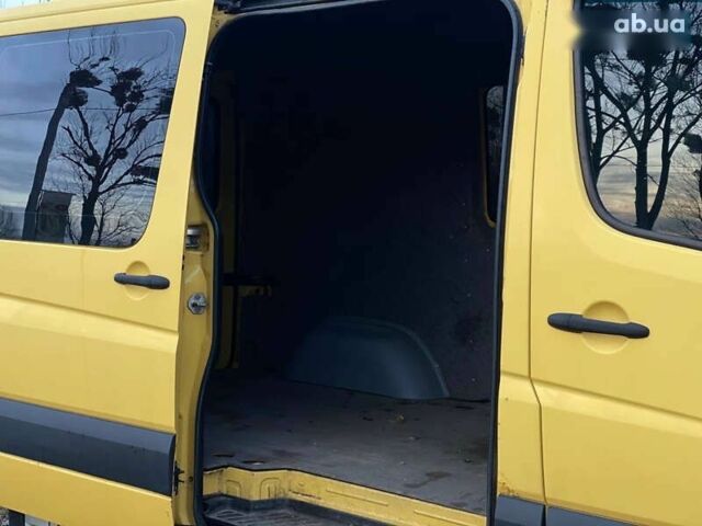 Мерседес Sprinter, объемом двигателя 2.1 л и пробегом 325 тыс. км за 8700 $, фото 14 на Automoto.ua