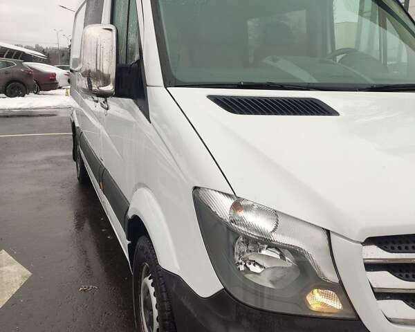 Мерседес Sprinter, объемом двигателя 2.2 л и пробегом 280 тыс. км за 16500 $, фото 7 на Automoto.ua