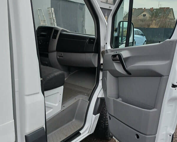 Мерседес Sprinter, об'ємом двигуна 2.1 л та пробігом 390 тис. км за 19000 $, фото 14 на Automoto.ua