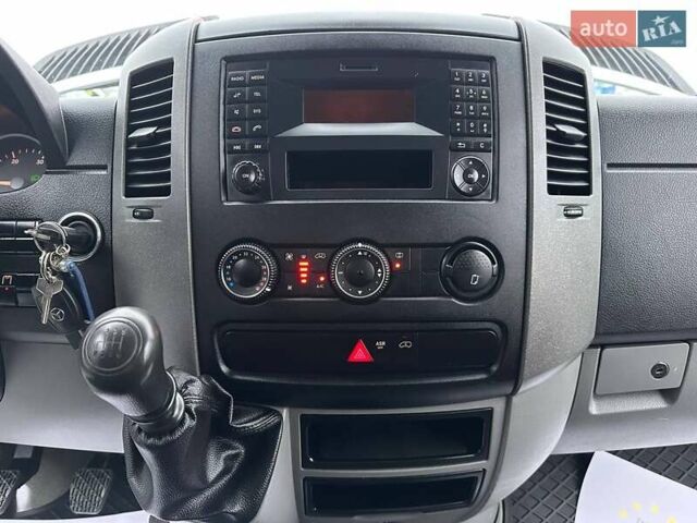 Мерседес Sprinter, объемом двигателя 2.2 л и пробегом 200 тыс. км за 24800 $, фото 33 на Automoto.ua