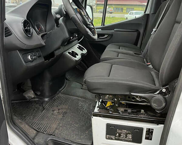 Мерседес Sprinter, объемом двигателя 2.99 л и пробегом 420 тыс. км за 22500 $, фото 13 на Automoto.ua