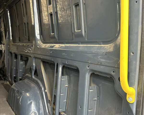 Мерседес Sprinter, об'ємом двигуна 3 л та пробігом 320 тис. км за 22000 $, фото 3 на Automoto.ua
