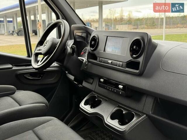 Мерседес Sprinter, объемом двигателя 0 л и пробегом 250 тыс. км за 24850 $, фото 15 на Automoto.ua