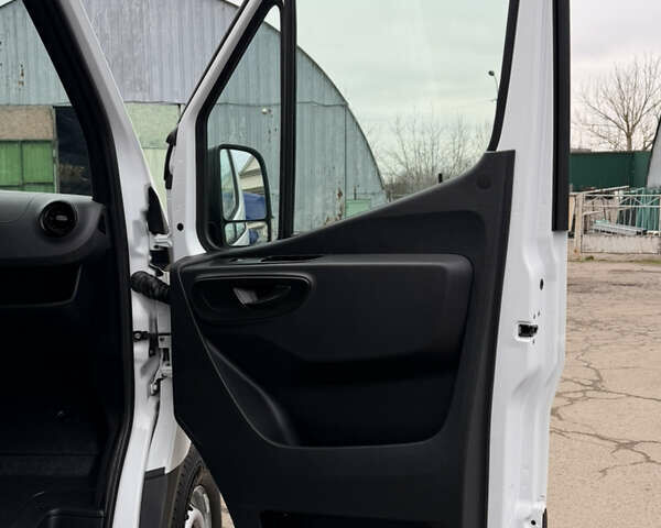 Мерседес Sprinter, объемом двигателя 2.14 л и пробегом 251 тыс. км за 27300 $, фото 34 на Automoto.ua