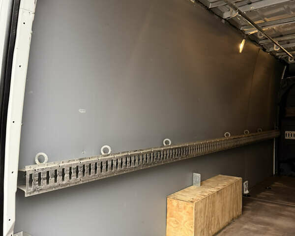 Мерседес Sprinter, об'ємом двигуна 2.2 л та пробігом 295 тис. км за 34900 $, фото 35 на Automoto.ua