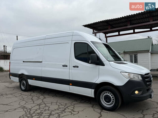 Мерседес Sprinter, объемом двигателя 2.14 л и пробегом 251 тыс. км за 27300 $, фото 12 на Automoto.ua
