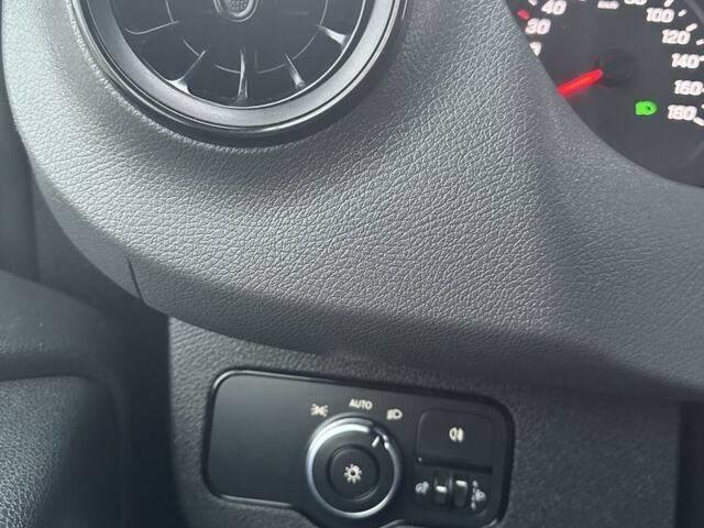 Мерседес Sprinter, объемом двигателя 0 л и пробегом 0 тыс. км за 26900 $, фото 17 на Automoto.ua