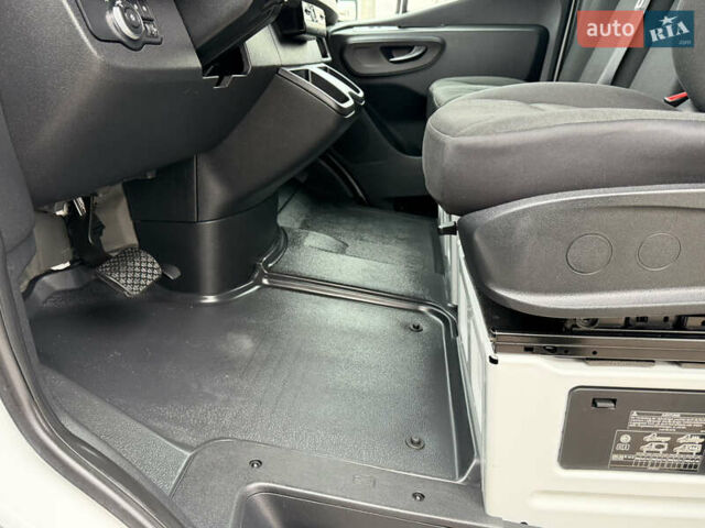 Мерседес Sprinter, объемом двигателя 2.14 л и пробегом 251 тыс. км за 27300 $, фото 24 на Automoto.ua