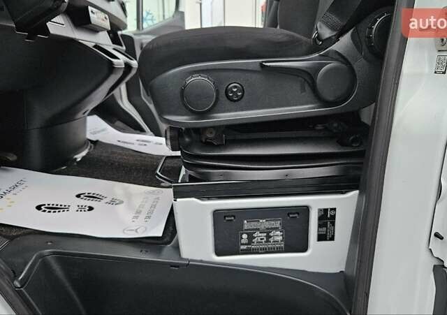 Мерседес Sprinter, объемом двигателя 2.2 л и пробегом 191 тыс. км за 29800 $, фото 35 на Automoto.ua