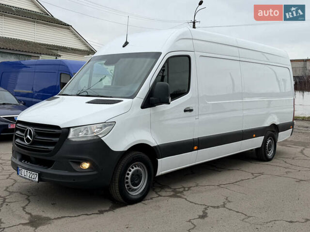 Мерседес Sprinter, объемом двигателя 2.14 л и пробегом 251 тыс. км за 27300 $, фото 2 на Automoto.ua