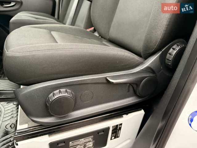 Мерседес Sprinter, об'ємом двигуна 2.2 л та пробігом 295 тис. км за 34900 $, фото 18 на Automoto.ua