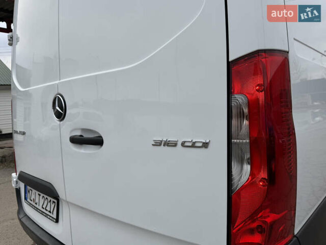 Мерседес Sprinter, объемом двигателя 2.14 л и пробегом 251 тыс. км за 27300 $, фото 19 на Automoto.ua