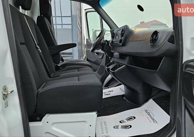 Мерседес Sprinter, объемом двигателя 2.2 л и пробегом 191 тыс. км за 29800 $, фото 31 на Automoto.ua