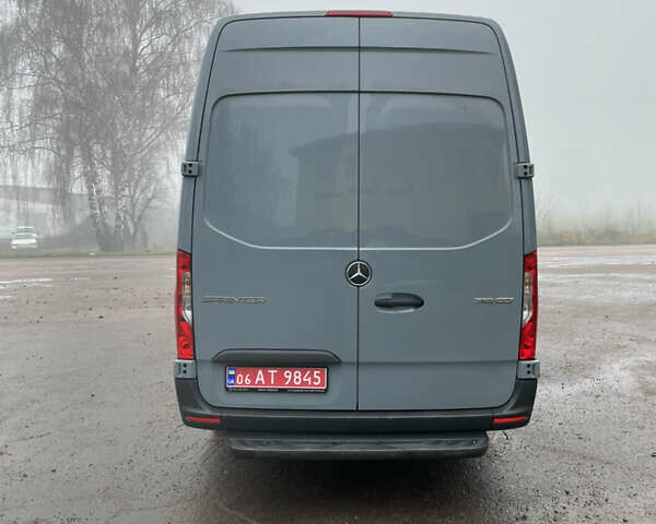 Мерседес Sprinter, объемом двигателя 2.14 л и пробегом 451 тыс. км за 25500 $, фото 3 на Automoto.ua