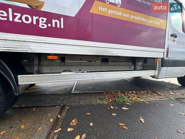 Мерседес Sprinter, объемом двигателя 2.2 л и пробегом 237 тыс. км за 29000 $, фото 5 на Automoto.ua