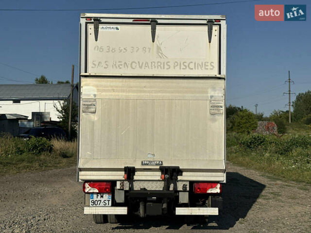 Мерседес Sprinter, объемом двигателя 2.2 л и пробегом 200 тыс. км за 29800 $, фото 3 на Automoto.ua