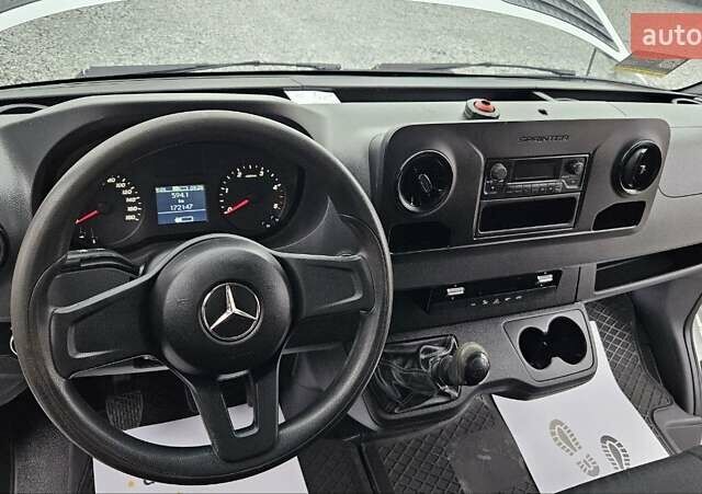 Мерседес Sprinter, объемом двигателя 2.2 л и пробегом 172 тыс. км за 24800 $, фото 35 на Automoto.ua