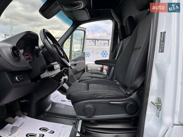 Мерседес Sprinter, об'ємом двигуна 3 л та пробігом 200 тис. км за 38800 $, фото 22 на Automoto.ua