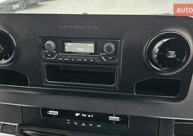 Мерседес Sprinter, объемом двигателя 2.2 л и пробегом 172 тыс. км за 24800 $, фото 34 на Automoto.ua