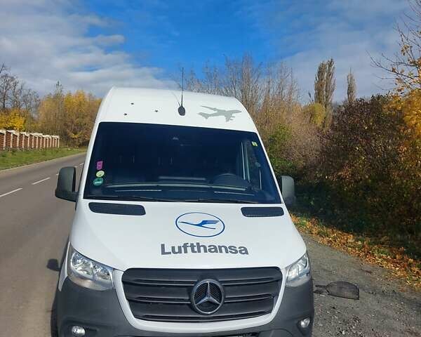 Мерседес Sprinter 2021 в Здолбунове на Automoto.ua Мерседес Sprinter, объемом двигателя 2.14 л и пробегом 210 тыс. км за 28500 $, фото 1 на Automoto.ua
