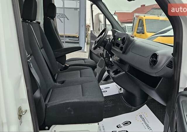 Мерседес Sprinter, объемом двигателя 2.2 л и пробегом 172 тыс. км за 24800 $, фото 29 на Automoto.ua