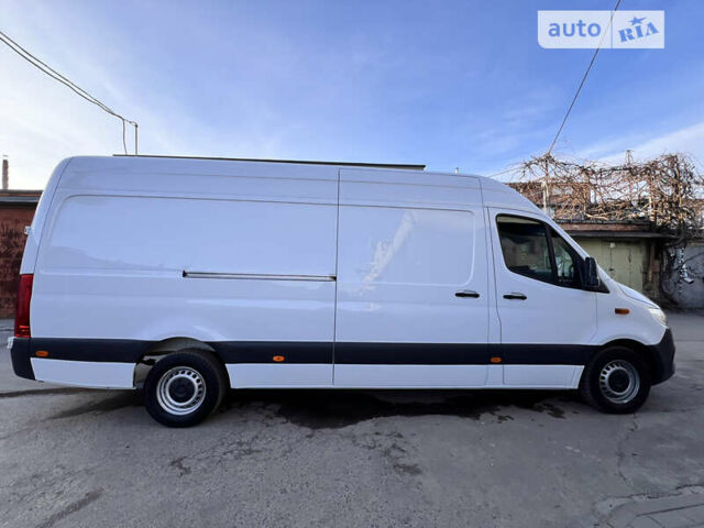 Мерседес Sprinter, объемом двигателя 2.2 л и пробегом 192 тыс. км за 30990 $, фото 9 на Automoto.ua