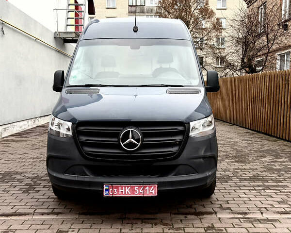 Мерседес Sprinter, объемом двигателя 0 л и пробегом 53 тыс. км за 17999 $, фото 4 на Automoto.ua