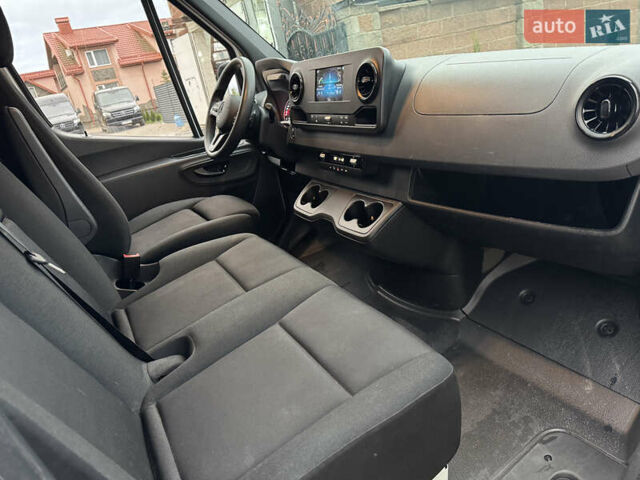 Мерседес Sprinter, об'ємом двигуна 2 л та пробігом 214 тис. км за 37900 $, фото 8 на Automoto.ua