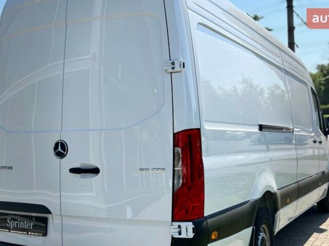 купити нове авто Мерседес Sprinter 2025 року від офіційного дилера Mercedes-Benz на Набережній Мерседес фото